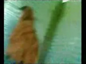 لزبین سفت و سخت از غ ...