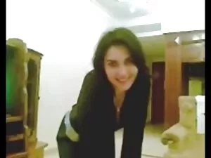 مری مه با حباب در فی ...